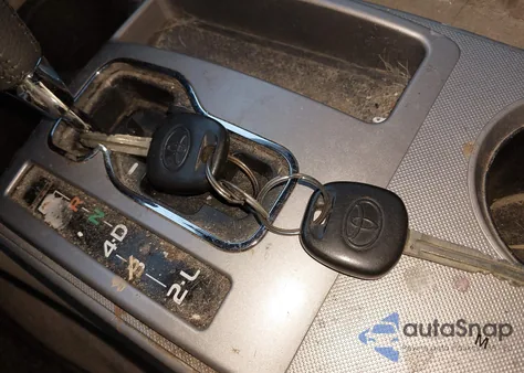 2008 Toyota Tacoma Prerunner V6 z USA, uszkodzony, nr VIN 3TMJU62N88M058225